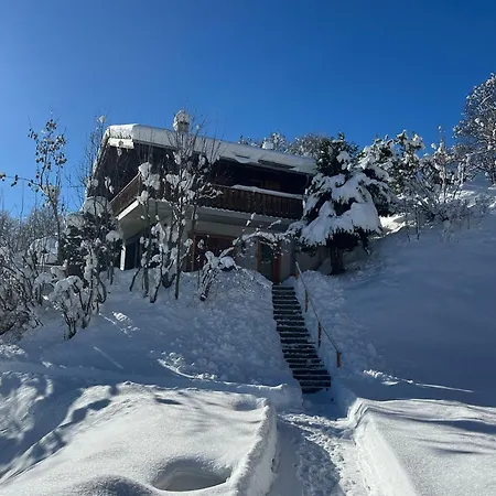 Mirador Alpine Horizon -crans Montana- Swiss Alps 木屋